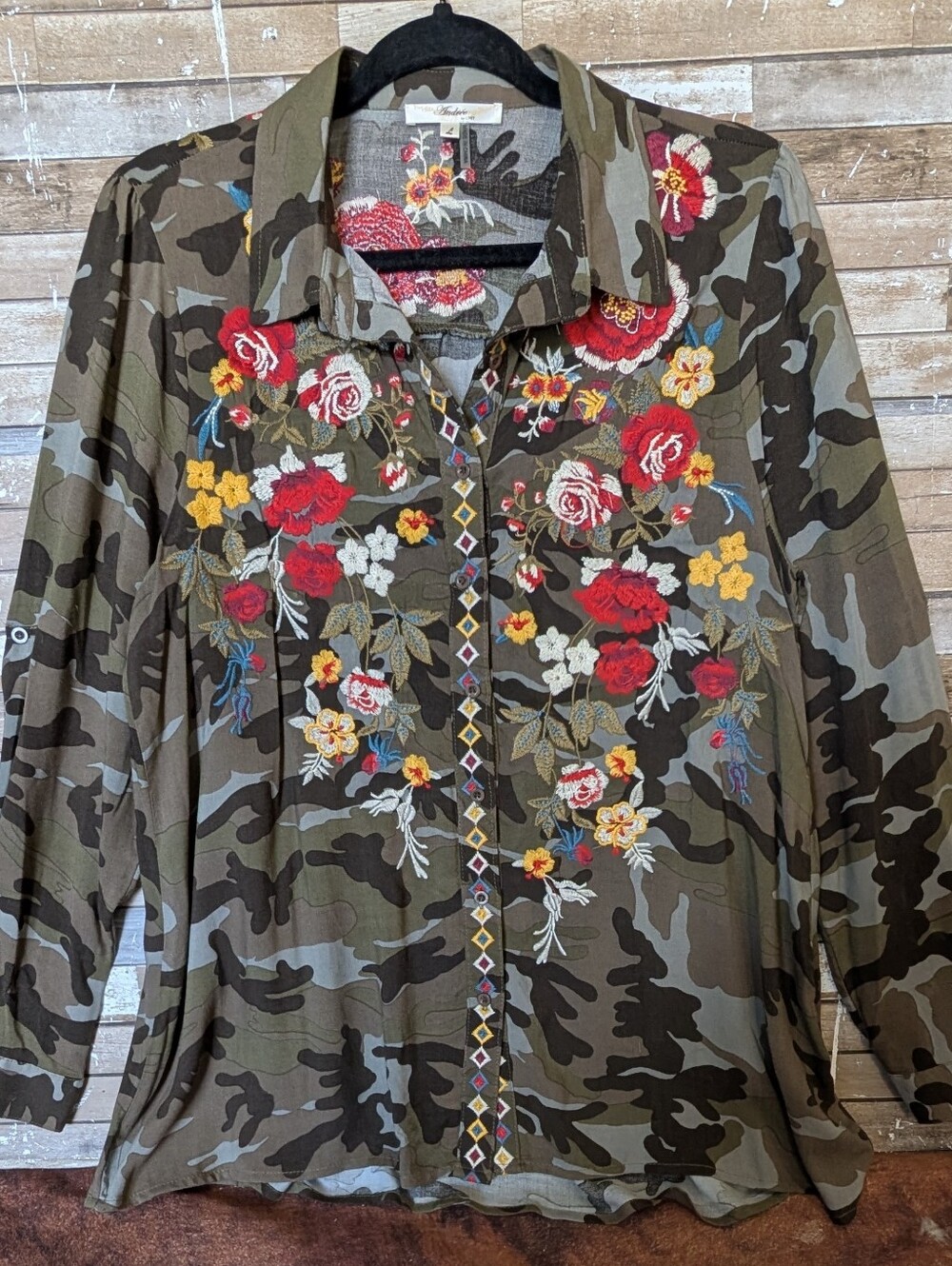 Andree By Unit Camo Button Down With Beautiful Embroidered Floral Design